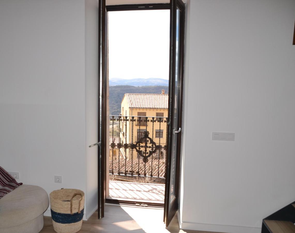 Duplex Dels Estudis Morella Exterior foto
