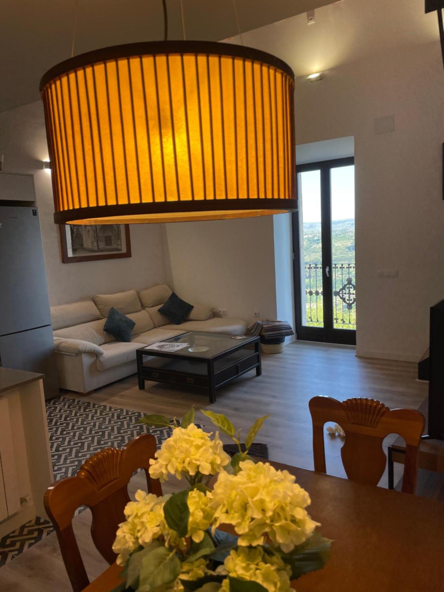 Duplex Dels Estudis Morella Exterior foto